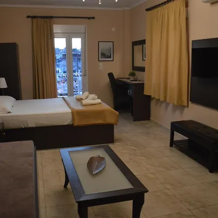 Epavli 4*