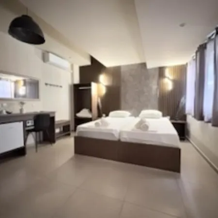 Epavli 4*