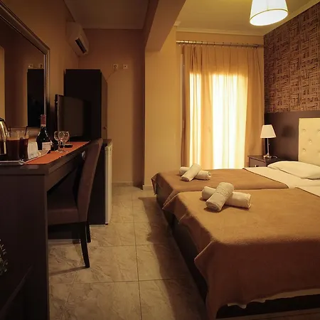 Epavli Apartmanhotel 4*