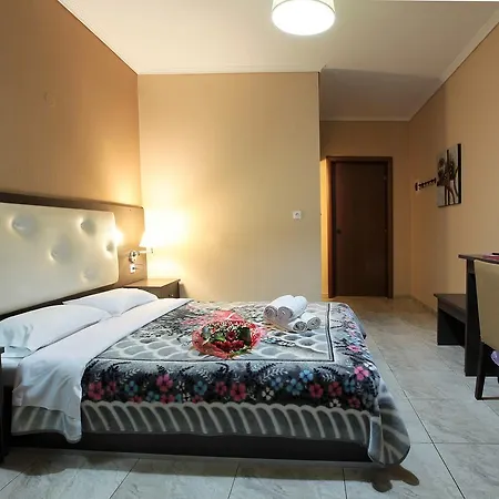 Epavli Apartmanhotel 4*