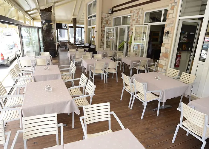 Epavli 4* Nea Kallikrateia