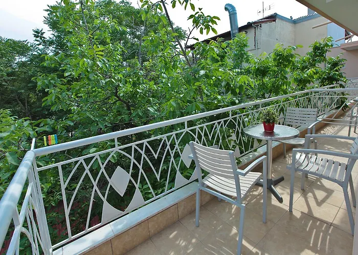 公寓式酒店 Epavli 4*